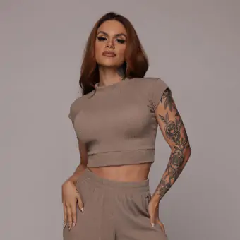 Cropped Carmel Canelado Areia M